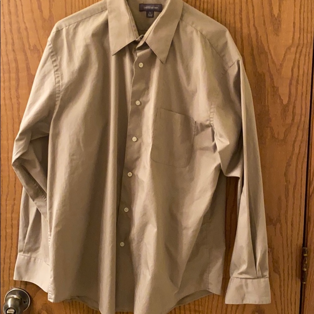Men’s dress shirt
